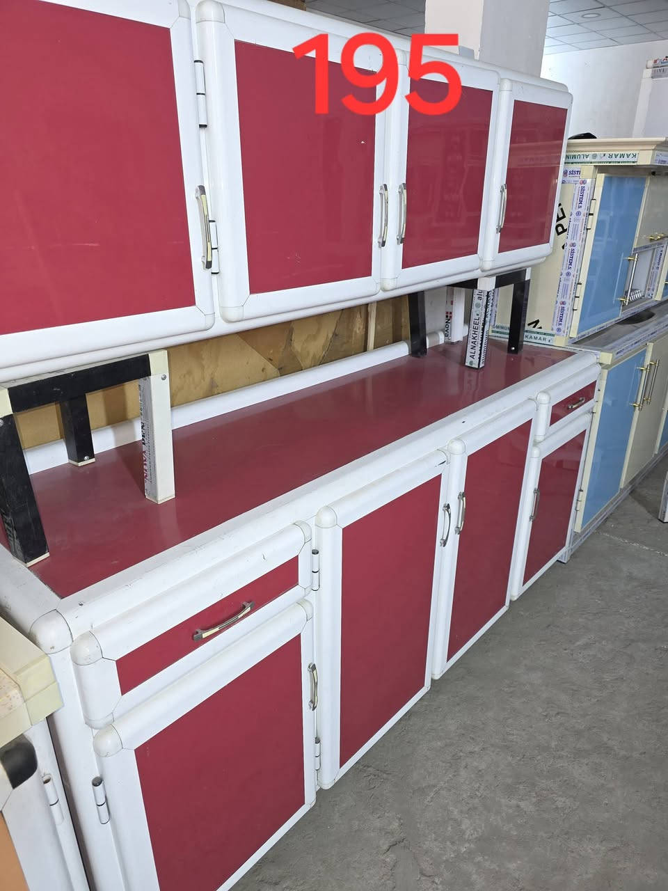 كاونتر للبيع اكثر من قياس مستخدم وجديد الاسعار بداخل الصور العنوان كربلاء حي العامل نهاية 🔚 السوق قرب جامع اهل البيت معرض بركات ال محمد عليهم السلام والتحيه هاتف 📞 ***********
