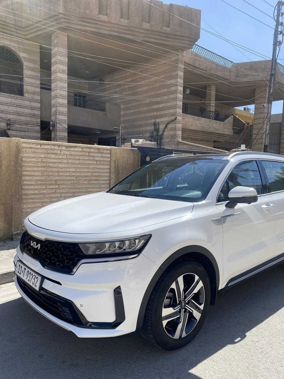 سورنتو 2022 خليجي 4X
ماشية 45 الف كيلو

بنورامااا 
4 كامرات محيطية
مقاعد جلد تدفئة وتبريد 
فور ويل 
بصمة وتشغيل عن بعد
اوتو هولد 
درايف مود (سبع انظمة قيادة)
مساعد انحدار
مانع انزلاق
3 قطع تبريد
مقاعد كهرباء
مري طي كهرباء
بردات ابواب خلفية
وباقي المواصفات معروفة
السيارة بلادية مكفولة كفالة عامة 
السيارة كل صيانتها وتبديل الدهن بشركة
وجاهزة بتخم تايرات جدد وبطارية جديده
السعر 31 الف $ يعني 310 ورقة
مكانها السيدية
***********
