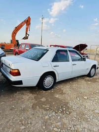 مرسيدس • مديل ١٩٩٠ • رقم ذي قار