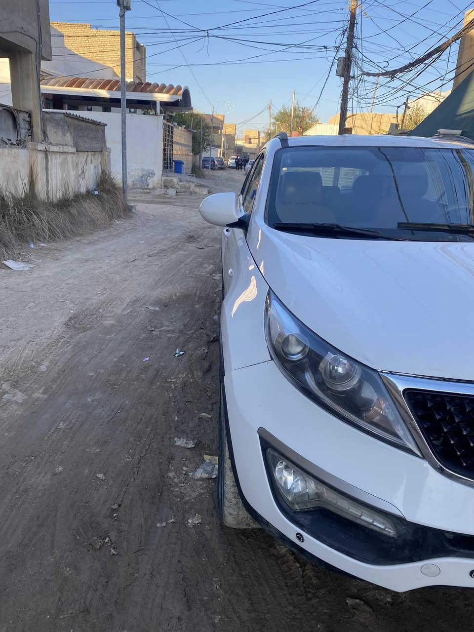 السلام عليكم للبيع كيا سبورتج موديل ٢٠١٠ السيارة مكفوله كير ومحرك والسياره وراد خليجي رقم اربيل وكاله فقط السعر ١٢٠ وبيهه مجال للاستفسار الاتصال على الرقم ***********
