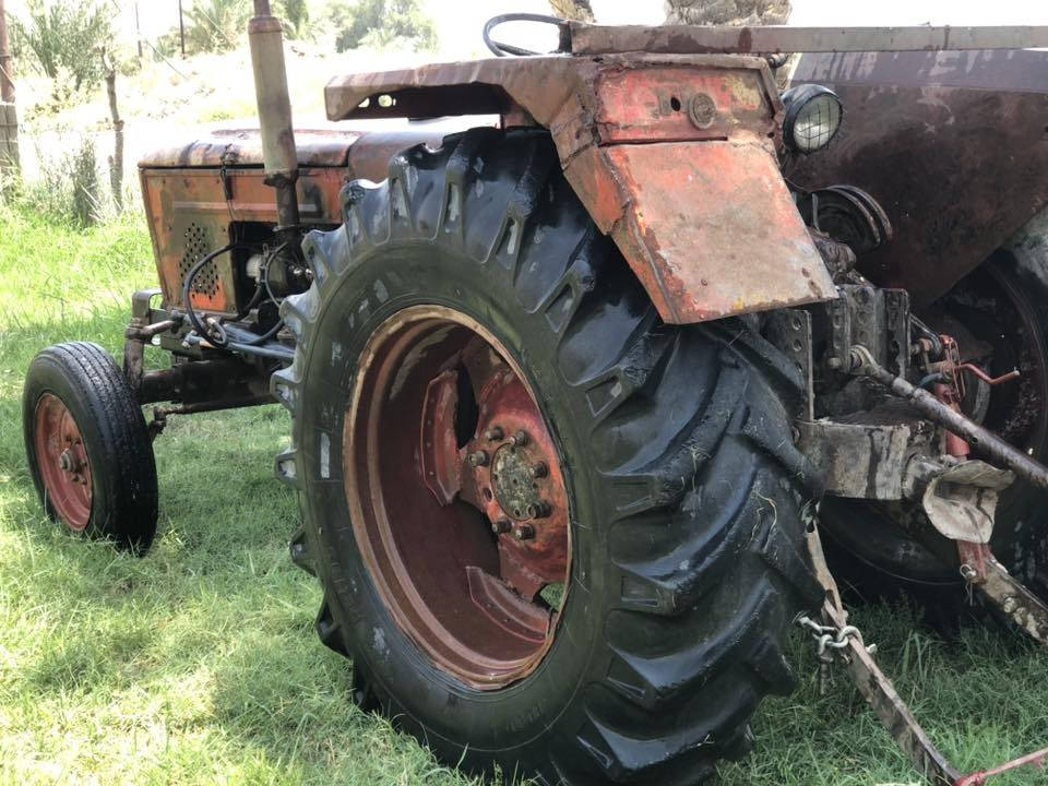 عنتر للبيع مجفت جديد تايرات نظاف باور ستيرن العنوان ميسان المجر الكبير كلشي بيهه شغال 
للاستفسار ***********
