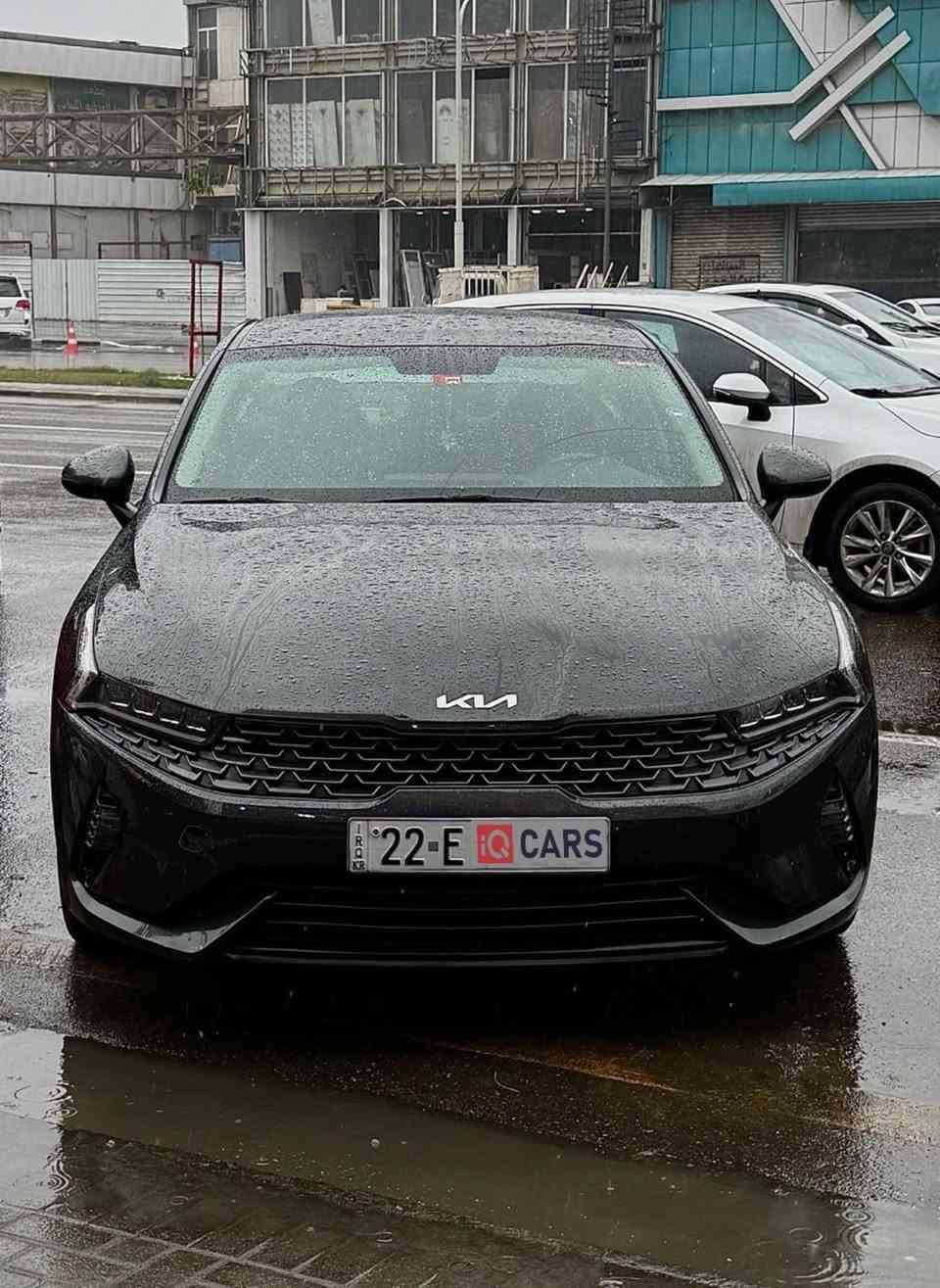 Kia K5 2022 خليجي
لون نفطي مكينة 2000 دوش كير AT
ماشية 68 السيارة عليها سستم حماية
مواصفاتها عادية سويچ مو بصمة (بيها بارد بالباب وبالجاملغ) باقي السيارة كلها كفالة وجاهزة من كلشي  
***********
187وبيها مجال البصرة, العراق
