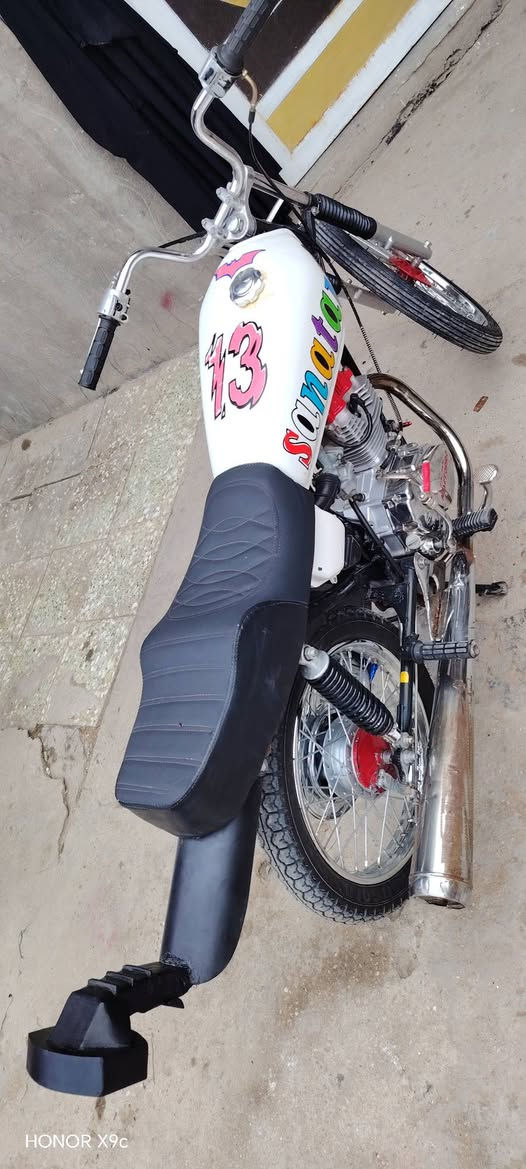 للبيع كلك درجه عنوان حله سعر 525 بيها مجال


**إذا كنت صاحب هذا الإعلان وتريد حذفه لأي سبب، رجاءا أرسل رسالة إلى الدعم الفني**