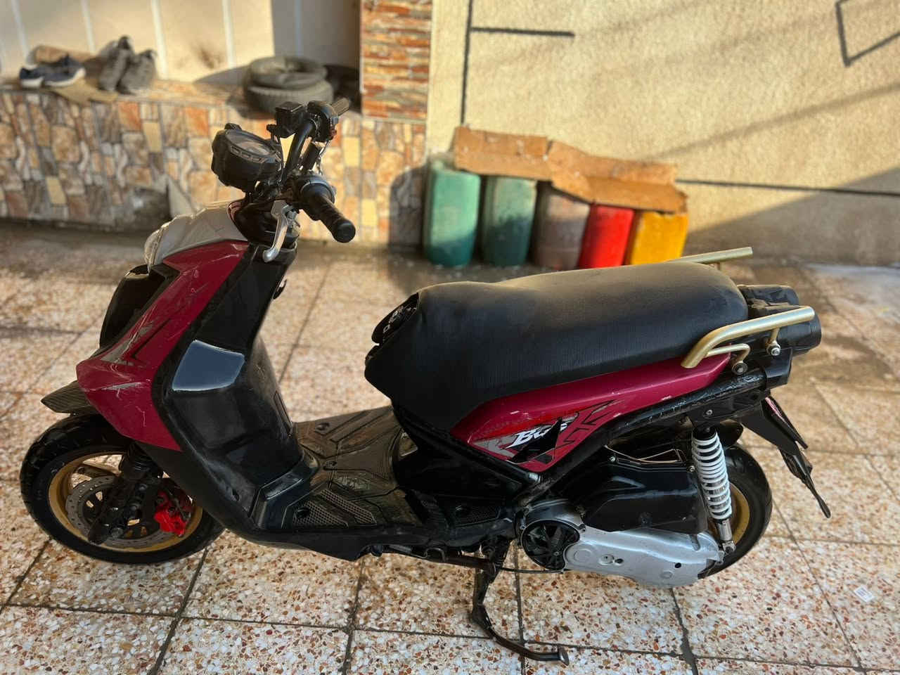 سلام عليكم جبلي لبيع نضافتة مثل ما واضح بل صورة نكره سلف كلج رياضي شلعة معدل دراجة خير من الله السعر 750 
***********
وتساب فقط
