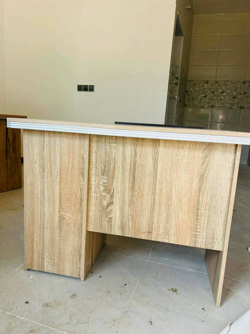 أثاث للبيع 
ثلاجه ميوزه عدد اربعه كراسي عدد 60 طبلات عدد 15 جدد ستعمال قليل سعر خاص مستعجل عل بيع تواصل ***********
غير متواجد عل فيس مكلف بل نشر هاذ رقم اتصل *********** Singapore
