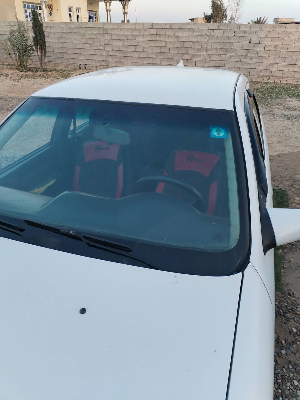 السلام عليكم
فكتره موديل 1991 السياره حلوه حجم 18 رقم جديد سنويه جديد اني الشرعي تفاصيل آخره اتصل ***********
