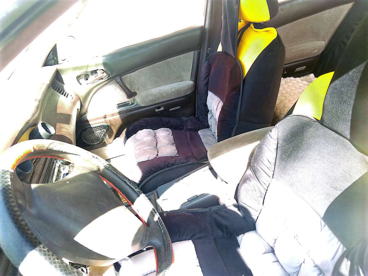 السلام عليكم...
بطه موديل 94 محرك 2.5 گير ملكه كهربائي
مسويلهه هزه قبل ٣ أشهر..
يرادلها ترتيبات بسيطه.. 
شوف العين يبري الذمه..
للبيع 38 ورقة وبيها مجال.. 
ترهم مقدمه وقسط بالشهر أهم شي كفيل وضمان..
***********
***********
