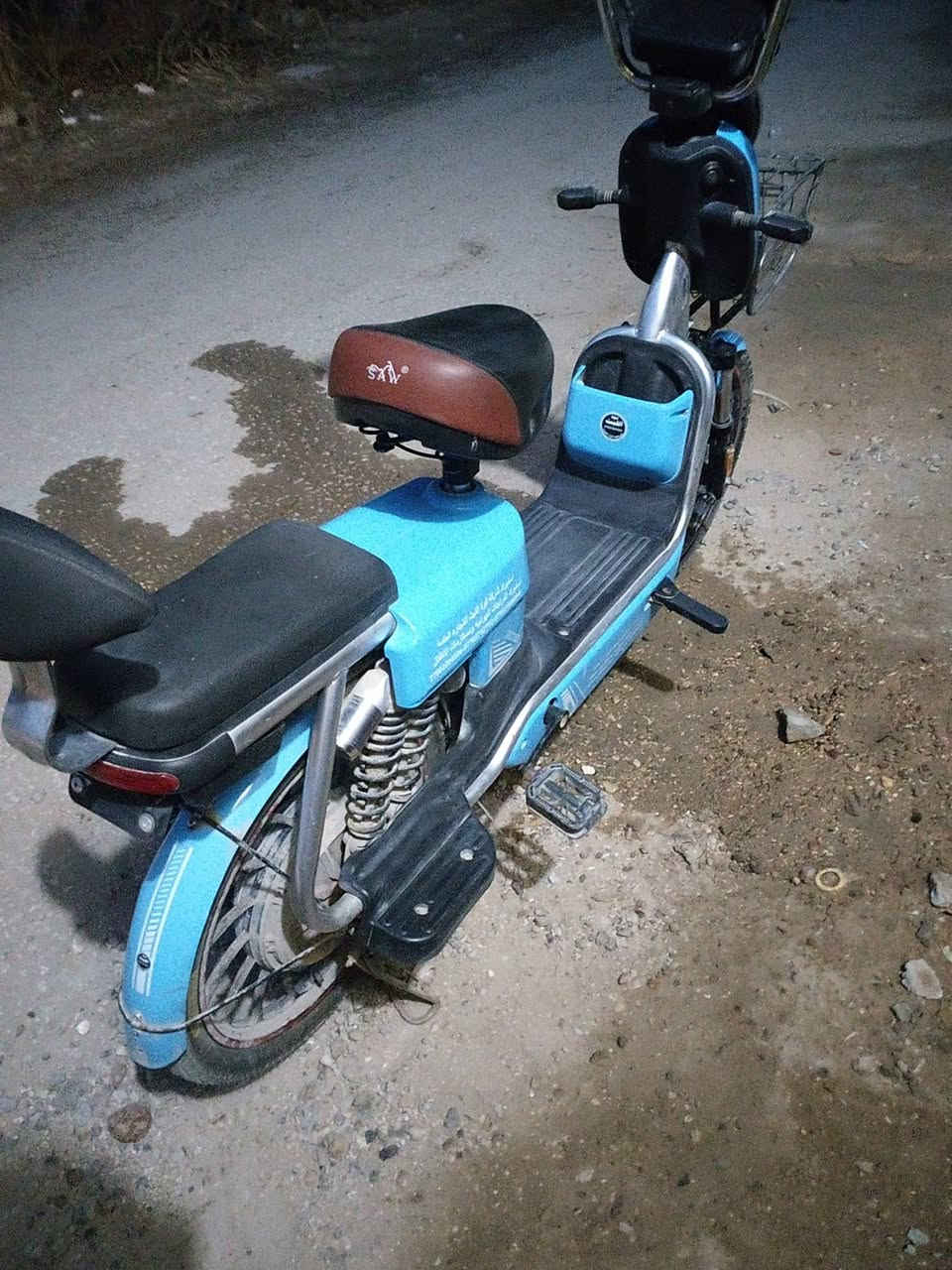 السلام عليكم بايسكل شحن للبيع البايسكل نضيف مابي اي عطل تجي تفحصه وتقتنع بي وتاخذه بايسكل نضيف كلش خمس بطاريات بي بلاتوث اذا تريد تشغل بلاتوث مكان البايسكل كربلاء حي الحوراء طريق بغداد عامود 45 للاستفسار او التواصل على الرقم *********** السعر 450 وللشراي بي خير ويدلل
