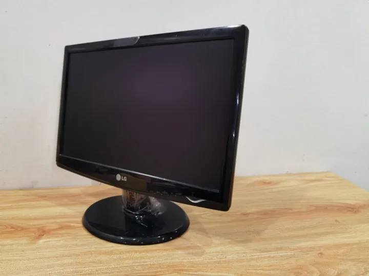 السلام عليكم شاشة للبيع المواصفات جوه السعر 75
GENERAL
_ Display diagonal : 47 cm (18.5")
_ Panel Type : TN
_ Display brightness (typical) : 300 cd/m²
_ Display resolution : 1360 x 768 pixels
_ Native aspect ratio : 16:9
_ Response time : 5 ms
_ Aspect ratio : 16:9
_ Contrast ratio (typical) : 1000:1
_ Contrast ratio (dynamic) : 30000:1
_ Viewing angle, horizontal : 170°
_ Viewing angle, vertical : 160°
_ Pixel pitch : 0.30 x 0.30 mm
_ RGB colour space : sRGB

➡️ CONNECTIVITY
_ VGA


**إذا كنت صاحب هذا الإعلان وتريد حذفه لأي سبب، رجاءا أرسل رسالة إلى الدعم الفني**