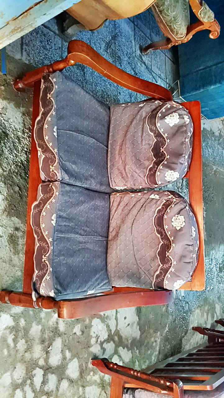 تخم صاج ماليزي اصلي نظيف 7 مقاعد سعر 75 الف واتسب ***********
