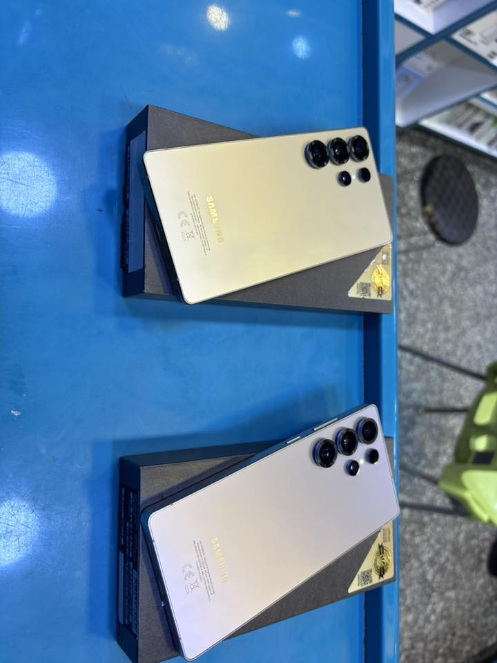 🌹عروض مكتب الريماس🌹
🌹انسب الاسعار🌹

🌹اسعار ثابته🌹

_________________________________

ايفون 16 برو ماكس📱

ذاكرة 256💽

بطارية 100🔋

ماستر 🌎

لون ذهبي🔍

السعر:مليون و350 الف💵

_________________________________

ايفون 15 برو ماكس📱

ذاكرة 256💽

بطارية 86🔋

ماستر 🌎

لون تيتانيوم🔍

السعر: 975 الف💵

_________________________________

ايفون 15 برو ماكس📱

ذاكرة 512💽

بطارية 86🔋

ماستر 🌎

لون ذهبي🔍

السعر: 990 الف💵

_________________________________

ايفون 13 برو ماكس📱

ذاكرة 256💽

بطارية 88🔋

ماستر 🌎

لون بحري🔍

السعر: 700 الف💵

_________________________________

ايفون 13 برو ماكس📱

ذاكرة 128💽

بطارية 89🔋

ماستر 🌎

لون بحري🔍

السعر: 590 الف💵

_________________________________

ايفون 16 بروماكس📱

ذاكرة 256💽

بطارية 100🔋

دبل 🌎

لون اسود🔍

السعر:مليون و350 الف💵

     ________________________________

كالكسي s25 الترا

ذاكرة : 256

لون تيتانيوم

عين الفهد

السعر : مليون و 75 الف

________________________________

كالكسي s25 الترا

ذاكرة : 256

لون سمائي

عين الفهد

السعر : مليون و 75 الف

_____________________________

عنوان:البنوك-مقابل مطعم الملكة -مكتب الريماس

للاستفسار:***********
