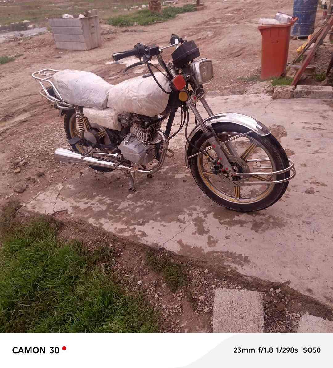 دراجه سيفان للبيع موديل 19 اوراق كامله الشراي  يتصل ع رقم ***********
