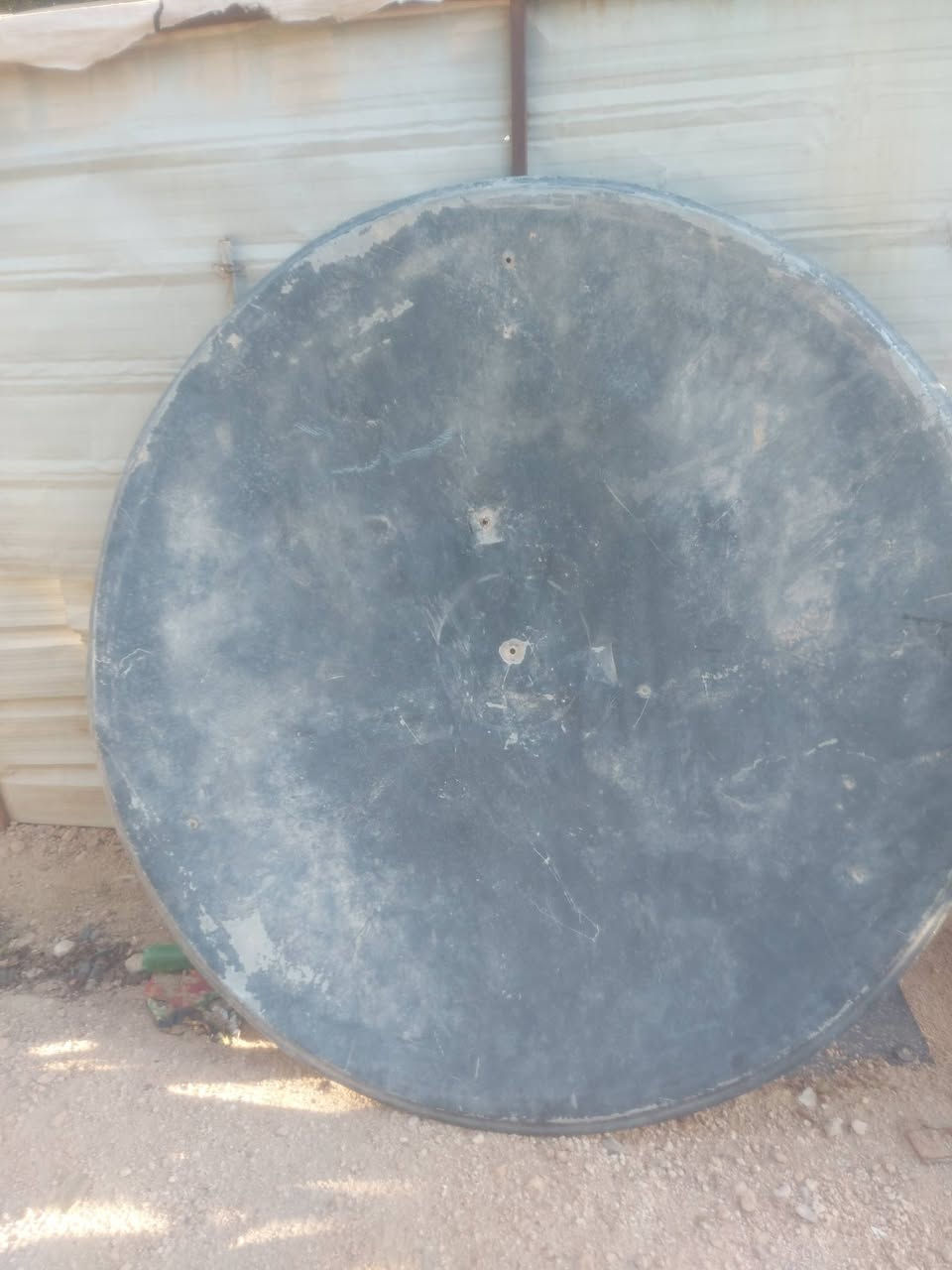 عندي هذا الطبق هو وملحقاته مكاني نجف..
***********
