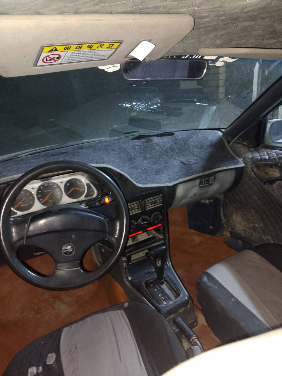 دايو اسبرو موديل 94سياره كير، مكينه خير من الله بلاديه لا صبغ ولا ضربه كهربائيات كلها شغاله سعر 22وبيها مجال ***********
