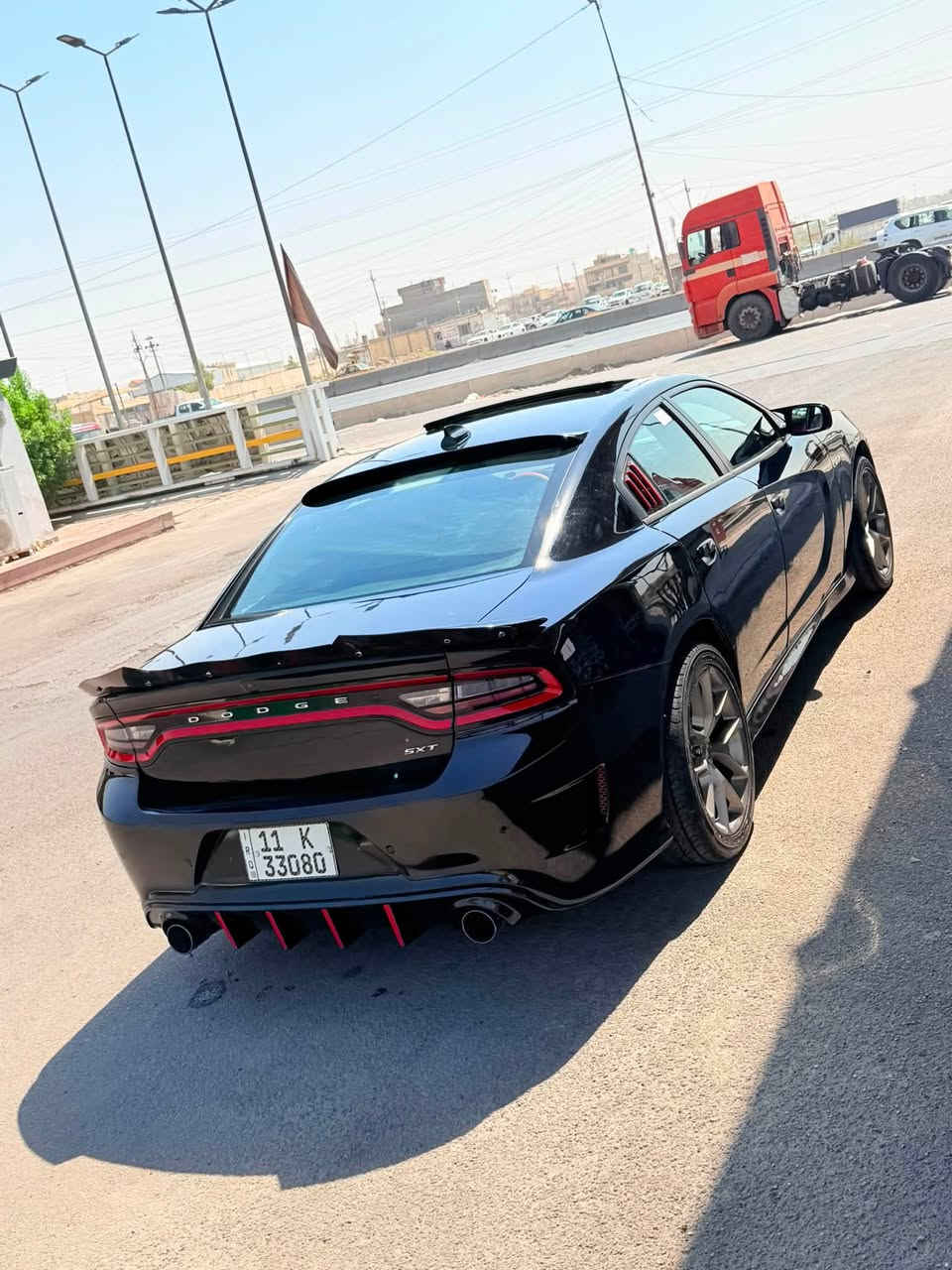 السلام عليكم
جارجر موديل 2015

فول مواصفات

ماكس محدث جيتي 

فتحه سلايت 

كشنات كهرباء وتبريد بلكشن 

تشغيل عن بعد 

مري قلاب 

رادار بلمري 

منضومه زنون كامل 

كير مكينه مكفول 

مكينه 3600

مناقصها اي شي 

ماشيا 200

رقم بغداد باسمي تحويل مباشر 

بيها صبغ حزام مال تحديث 

مكان السياره بغداد 

الستفسار ***********
