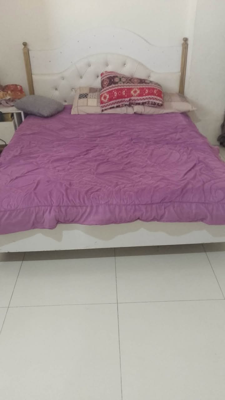 يريد هاي غرفه النوم كامله 100

يجي ياخذها


**إذا كنت صاحب هذا الإعلان وتريد حذفه لأي سبب، رجاءا أرسل رسالة إلى الدعم الفني**
