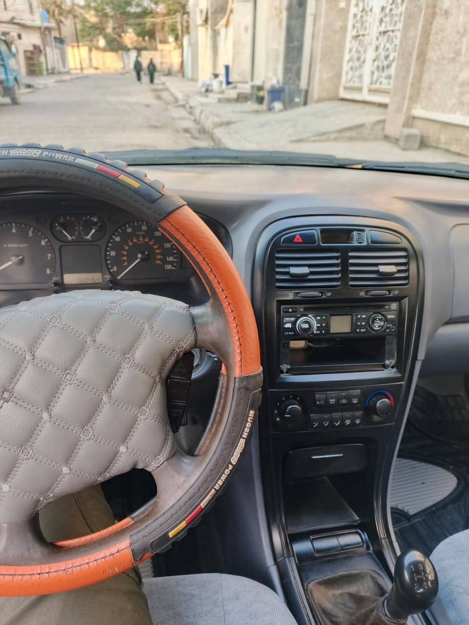 اوبتيما ٢٠٠٦
گير عادي محرك ٤ سلندر
رقم بغداد جديد وهزه جديده
مصفره هيئه وغرامات
(٥٥)ورقه.بيع او مراوس بحديث
***********
مكاني ديالى بعقوبة
