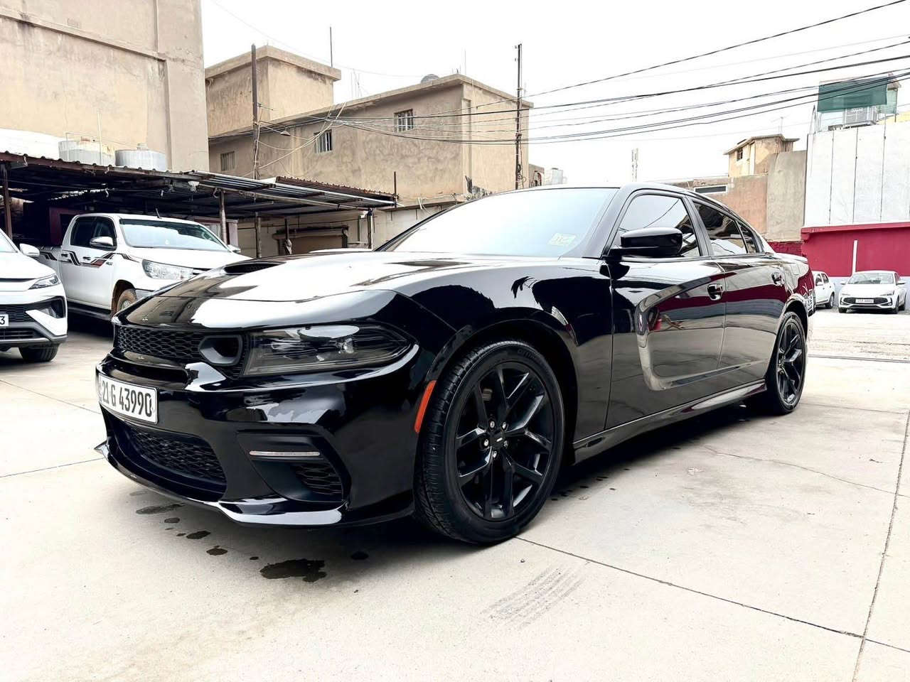 دۆج جارجێر ٢٠٢٢ GT  ٦ بستۆن 
بەسمە شاشەی گەورە 
گێڕی سەر سوکان 
کیت SRT
باقی مواسەفاتەکانی تر دیارن 
سەیارەکە بێ بۆیاخە بێ ناو بێ ئەرباگە ١ چەمەلەخی پێشەوە گۆڕاوە بە بیلاد کاتی دهۆک داخڵ بوەو ڕەقەم سلێمانیە 
٦٠ هەزار ڕۆشتوە 
نرخ: ٢٦٨
*********** 
‏*********** whats up السليمانية, العراق
