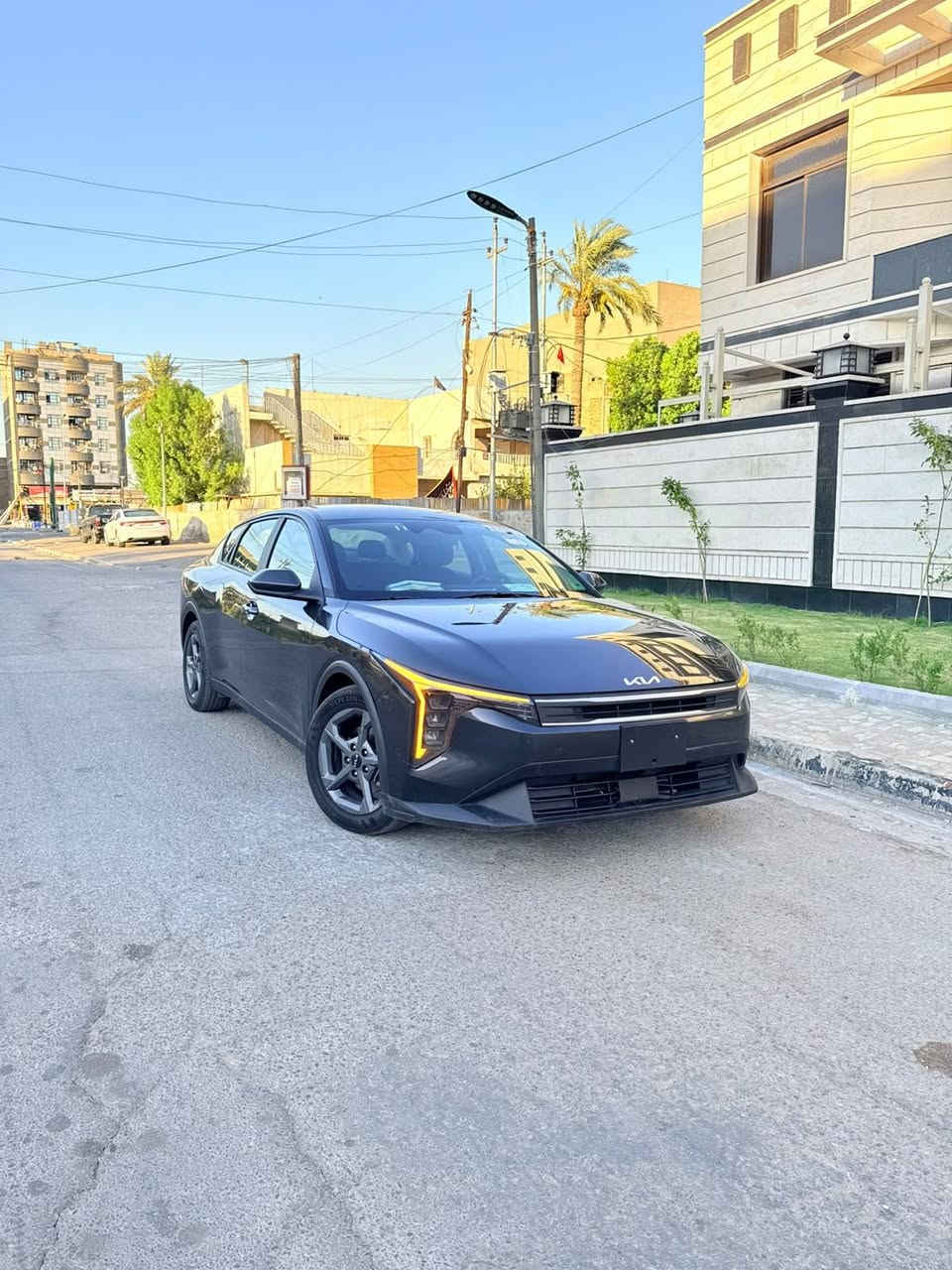كي فور 4 فيلي
محرك 2000 دوش

بوضع زیرو ماشيه 19 ألف

مواصفات

بصمة

بصمة ابواب

بصمة جنطه مع حساس اقتراب

تشغيل عن بعد

دخول ذكي

لد امامي خلفي

منافذ شحن خلفية

شاشه متصل

اوتو هولد

ساید بريك اوتو دکمه

فول تحكم ستيرن

فول قياده ذاتيه

كامره خلفية دقه عاليه

کامره رادار مع حساس اوتو ستوب

تحديد مسار + تحديد مسافه امان

الحادث تبديل جاملغ امامي أيسر مع تصليح طارف البنيد بدون ايرباك
العنوان بغداد الحبيبيه
الاتصال : ***********
بدون خاص
تتصل واتس اب بخدمتك
