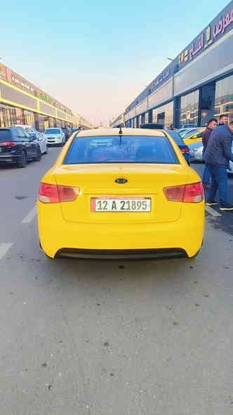 كيا سيراتو خليجي تكسي 🚖
موديل 2011 رقم نينوى دولي مسطره كير ومكينه شرط بدون ضرر هيئة وغرامات صفر هزه جديده سياره باسمي شرط التحويل والوكاله طخم جديد باتري جديد تبريد وتدفه شغال سياره حلوه ونظيفه السعر 92  وبيه مجال بسيط .
رقم الموبايل ***********
