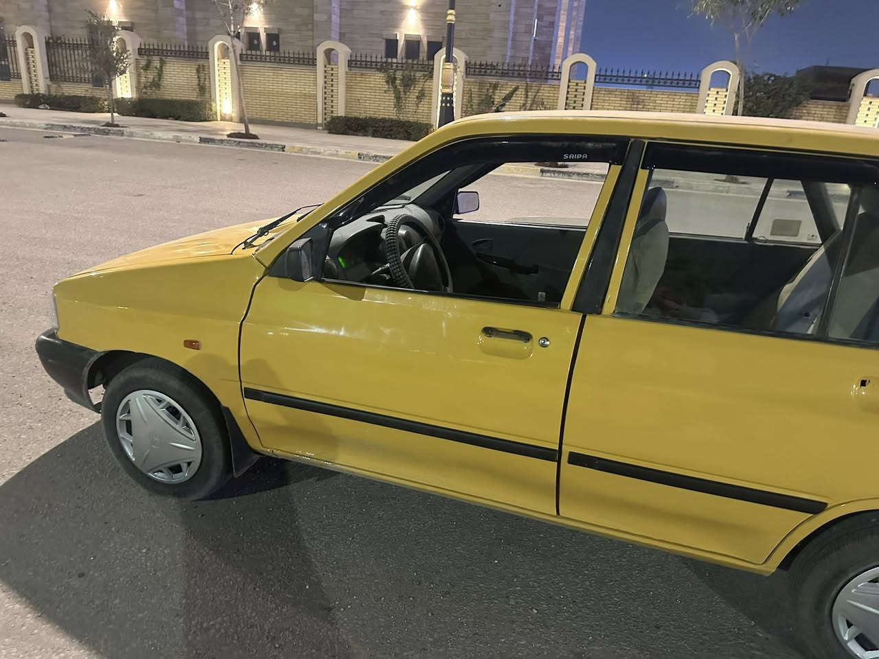 موديل ١٥ محرك زين كير نظيف حداديه زينه تخم تاير مصفره
سعر ٢٥ وبيه مجال مكان كربلاء 
***********
