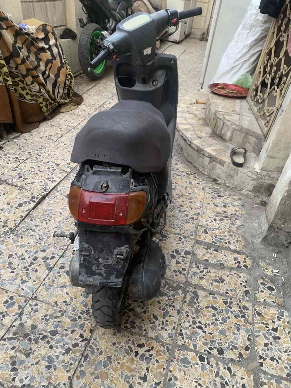 يؤملها قرده أم سله دراجه شغاله وتمشي بس بيه نقوصات عرموطه هندر تخرط وسله نقص وكفرات خلفيه ابيع كوم حديد أو مراوس بدراجه غيره مكاني بغداد سعر 150


**إذا كنت صاحب هذا الإعلان وتريد حذفه لأي سبب، رجاءا أرسل رسالة إلى الدعم الفني**