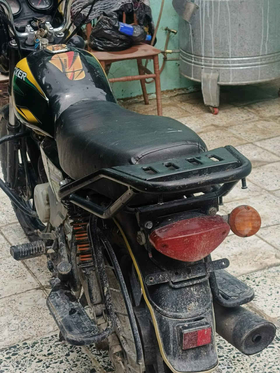 السلام عليكم 
دراجة بوكسر 2022 👍🏼
دراجة شغاله هندر سلف 
بيها الاوراق اعتقد استنساخ وهاي صوره للاوراق 👇🏻
اريد اراوسها ب دايون لايتي حتى لو انطي فرق بسيط 
مكانها ديالى بعقوبة


**إذا كنت صاحب هذا الإعلان وتريد حذفه لأي سبب، رجاءا أرسل رسالة إلى الدعم الفني**