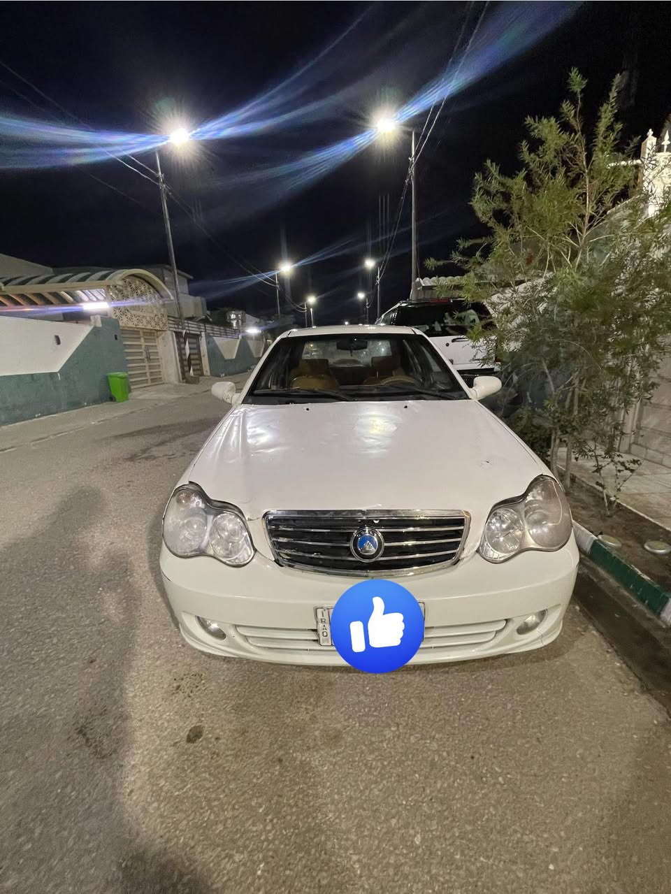 السلام عليكم سياره سيكي للبيع موديل 13 لون ابيض خصوصي رقمها بابل سنويه ساقطه صار 4سنوات راعيها يريد مداور محرك بي دخان بالكبس فقط كيرها مكفول توني معمره من عينه وصينيه وبولبرين وعنابرين جدد للكلج حداديتها 70% الك يمي مشط ودبلات جدد بس شدهن وكشرها شوف العين بس دحجات بسيطه سعرها 27 مكاني بغداد حي الجهاد ***********
