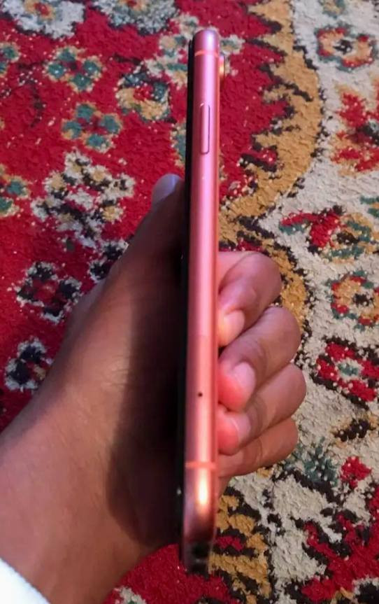 سلام عليكم ايفون Xr ذاكره 64بطاريه 76مايصرف ابد الجهاز بلادي رايده 150وبي مجال ممفتوح بغداد /المعامل /***********
