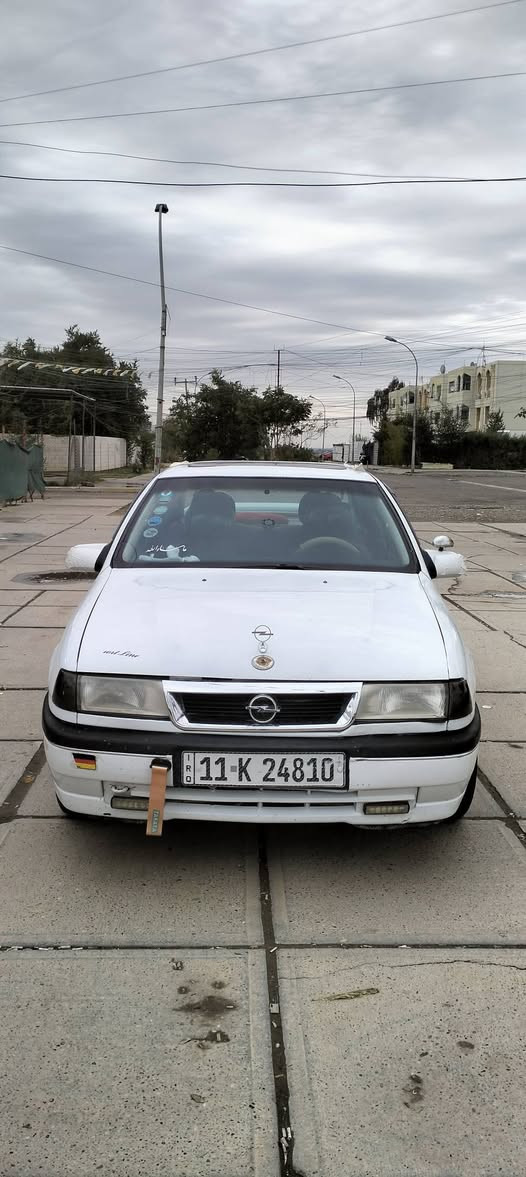 السلام عليكم ورحمه الله وبركاته فكترا موديل ٩١كير عادي محرك ١٦السياره خير من الله وناعم بشارع بيع او مراوس وانطي فرق رقم بغداد تحويل مباشر السعر ٣٧وبيها مجال للطيبين مكاني سامراء 
واتس واتصال
***********
