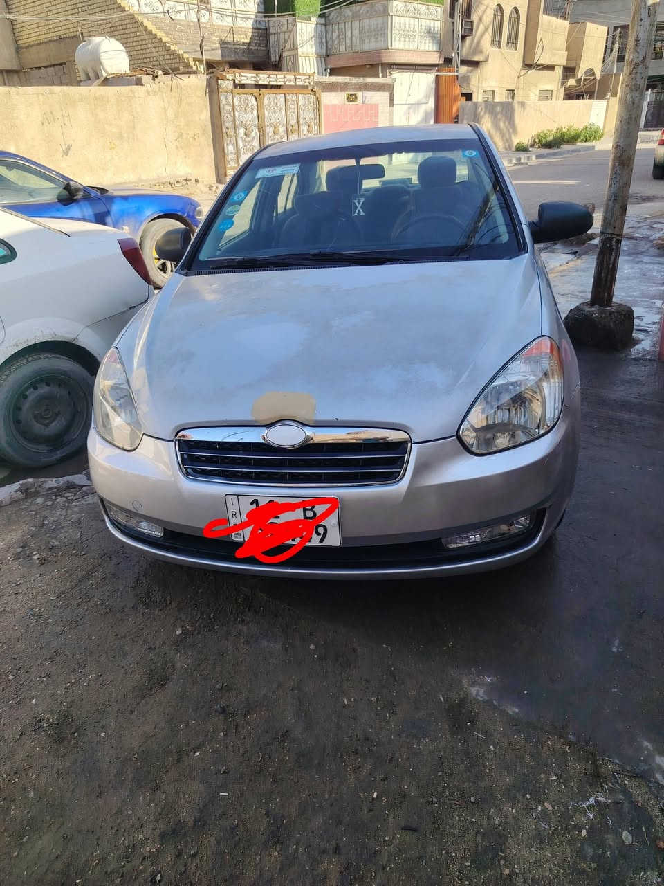 السلام عليكم اخوان اكسنت موديل 2009 وارد امريكي حادثهة بل باب الامامي على كد شبر  بسمي هزه سنويه فحص كوله جديد مابيها نقص برغي جاهزه من كلشي مكنيه كير حداديه تخم تاير كهربائيات تبريد  كوله جديد نظافتها 100%  بدون ضرر السعر ب 85 ورقه  العنوان بغداد الزعفرانية
***********
