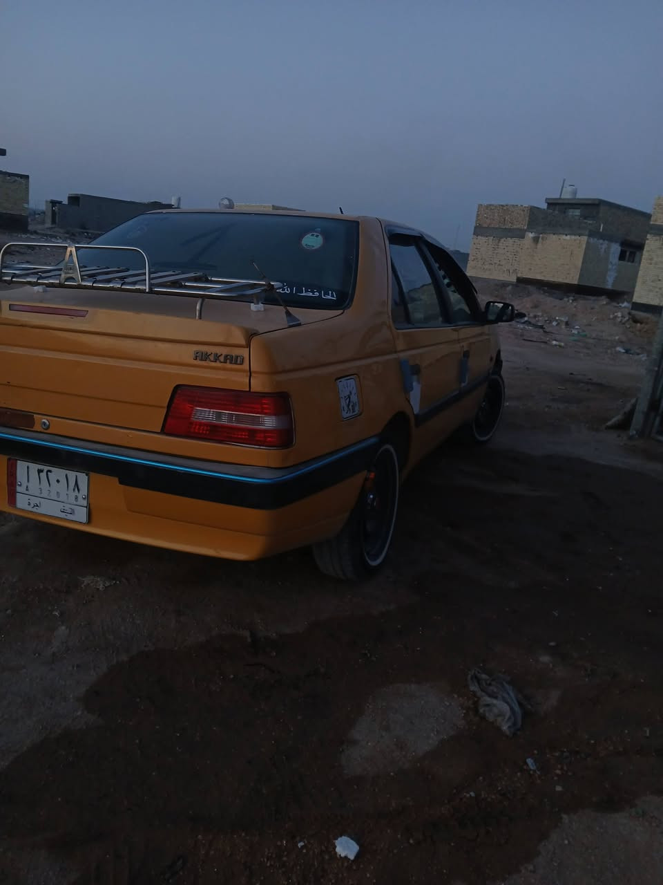 سلام عليكم للبيع بيجو أكد ٢٠١٦ داخل ١٨ سياره بيه جاملغ خلفي ما مصبوغ باقي مابي شي تايرات خطه شاشه داخليه سياره تقصه صدر مكينه تبخر مو تجي وتكلي ما كلت سعرها ٤٢ ورقه مطلوبه ٤اوراق طيح من سعر يعني ٣٨ ورقه وبيه مجال تعال وتدلل مكانها كربلاء  رقمي ***********
