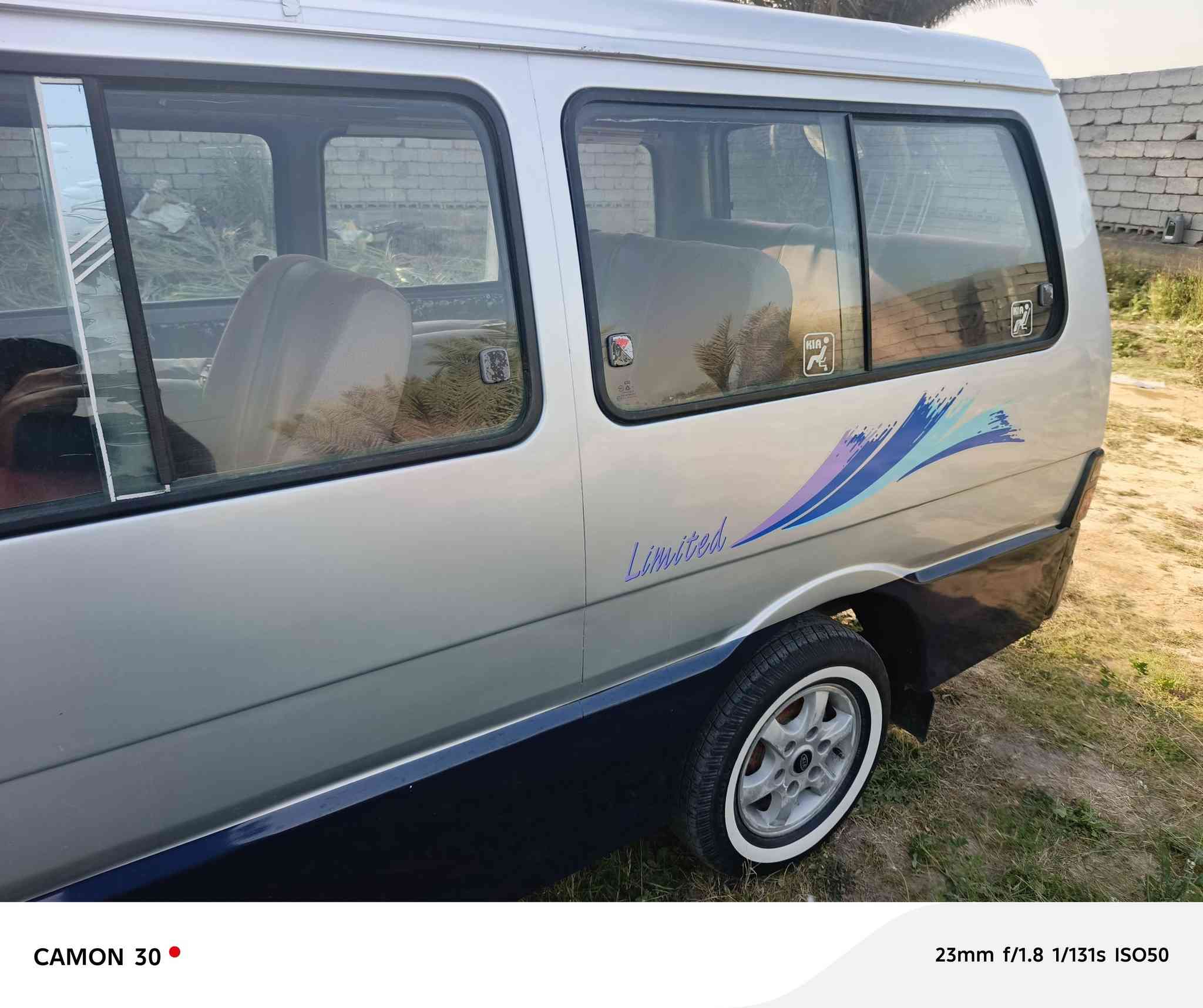 السلام عليكم كيا بستا للبيع رقم انجليزي ديالى مصفره تعمير جديد السياره بس جماليه بدون معجون قطره معجون ما بيها داخل جديد كهربائيات من البكم للشنطه كلها شغاله تخم تاير جديد ويل منغولي 14 سياره من ايدك للشارع ماكينه كير اكسل خير من الله نيدك للشارع ربع ما تذب عليها عنواني بغداد التاجي قرب منشاه نصر السعر 54وبيها مجال للطيبين ما متواجد على الفيس هذا رقمي اللي يحب يتصل***********,***********
