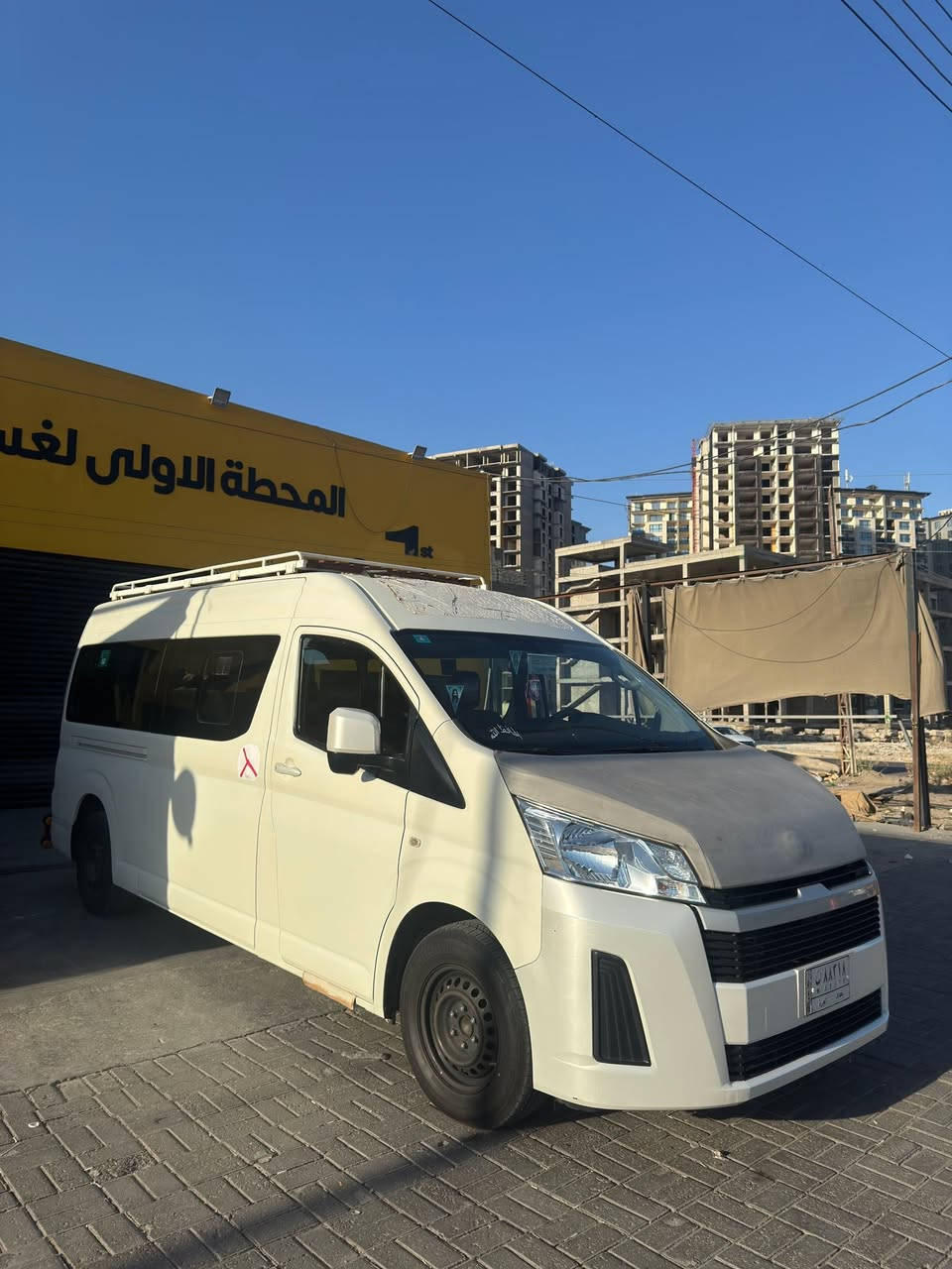 تيوتا هايسه
الموديل 2023
ممشه السيارت 70
رقم بغداد باسمي تحويل ثاني يوم

تخم تاير جديد 
سياره ربع مواصفات 
باب محور كهربائي 
دوشمه كامله قماره وكشنات وكاعيه 
درع خلفي وسيبايه 
سياره جاهزه وبدون اي نقص اخت الزيرو 

بيها صبغ جوه الباب مال عبريه
والباب مفتوح ومشدود. نفسه (بدوننن صبغ او تعديل) 

مكان السيارة حي الجهاد
الرقم ***********
سعرها (360)
