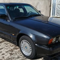 بي ام 525 • ١٩٨٩ • مكينة ٢٥