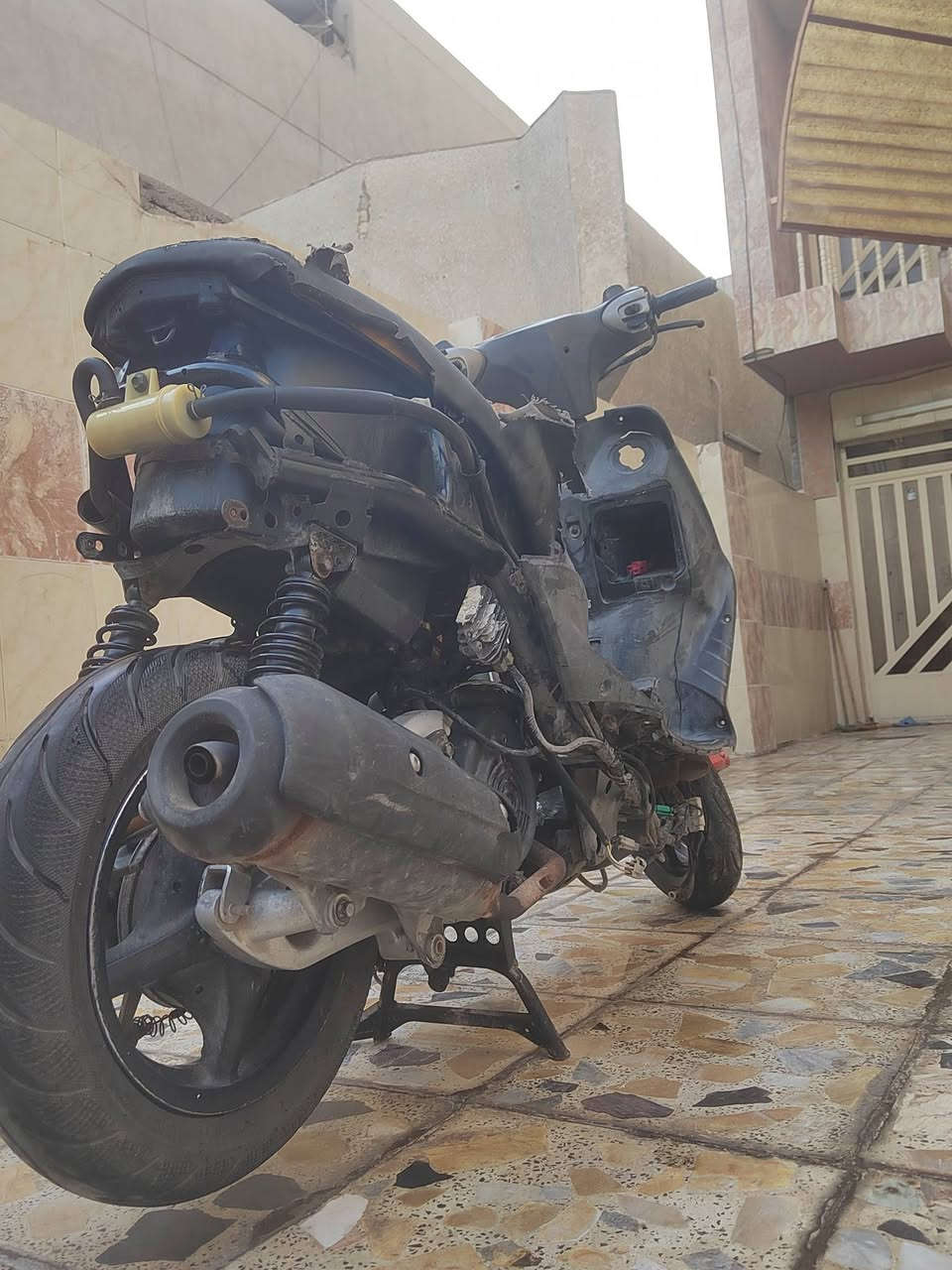 اسلام عليكم سكنس 140 كوم حديد كوم حديد نضفت لكابريتر ماشتغلت ناريه بيها بانزين توصل محرك شلعه ومعدل تخبل بس من نضفت لكابريتر ماشتغلت بعد تايرات جددد
فاكيوم جدد تجفيت قبل شهر مجفتها
سعر 100قفل قفل قفل رجاً
بغداد حي البنوك
***********
