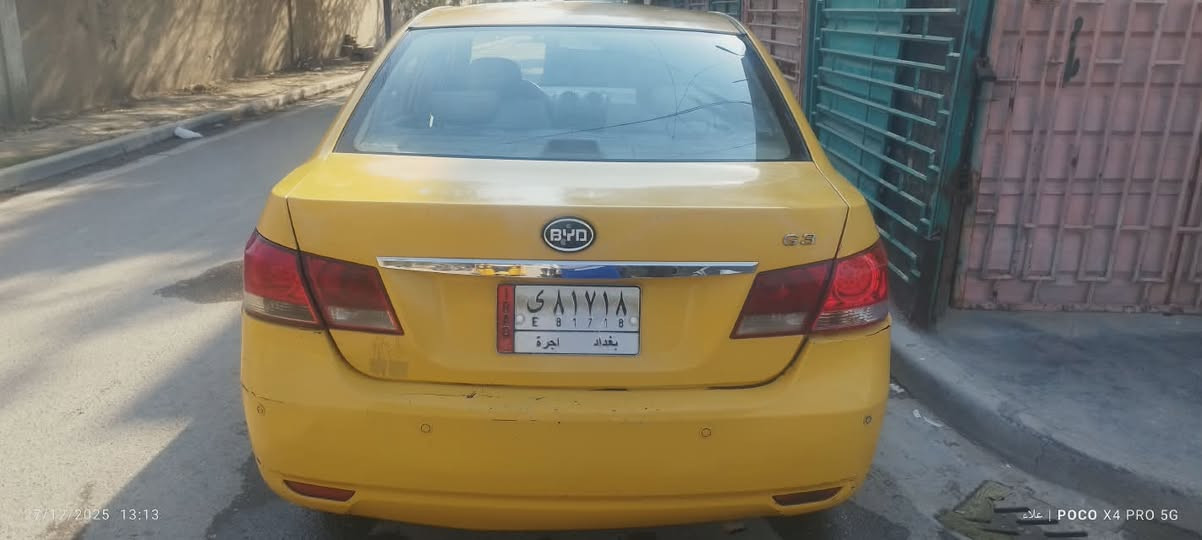 سلام عليكم للبيع بيوايدي G3 كير ومحرك مكفولات موديل ١٣ حادثه باب خلفي مصلح بس مامصبوغ مبين بل صور مكاني بغداد ملاحظة راعيه ميقبل يحول وماندله عندي بطاقه سكن وجنسيته ابيع هذا لموجود لشراي يخابر *********** سعره ٣٥ وتساب موجود مراوس حسب لقناعه
