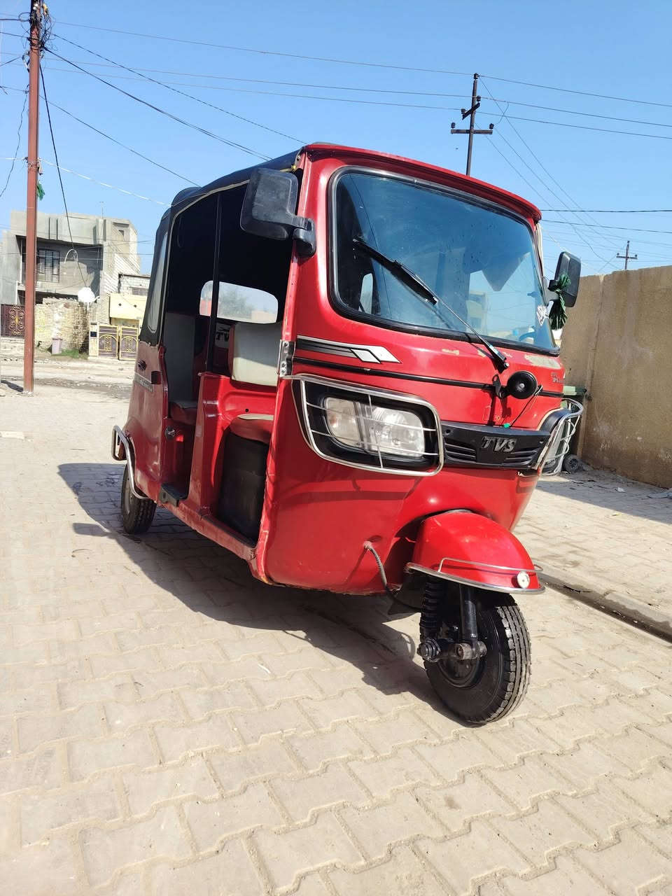 سلام عليكم ورحمة الله وبركاتة 
تكتك تي في أس موديل 22 مكفوله ماعده جرد قليل بل گصه تحويل ثاني يوم رقم بابل محرك مكفول كفاله عامه
السعر 7/000/000وبيها مجال بسيط 
الأستفسار ***********
