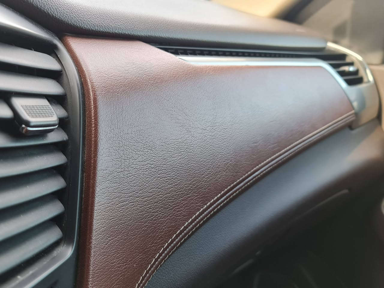 تاهو LTZ 2016 وارد امريكي حادثها تبديل بنيد بلادي وصبغ دعامية فقط
الرقم الجديد الدولي السيارة مصفرة غرامات 
الفئه: LTZ 

المواصفات: فووول 1/1

فتحه 

جلد 

بصمه + ٥ ابواب 

رادار امامي 

رادار جانبي 

شاحن لاسلكي 

داخل قرميدي 

كشن منفصل VIP

شاشه جبيره

فورويل نيكل

مري شفط 

تشغيل عن بعد 

صندوق كهرباء

سماعات Bose

بالقماره DVD  

كشن ميموري 

ستيرن كهرباء + تدفئه

كشنات تدفئه + تبريد

كشنات كهرباء امامي + خلفي 

حساس امامي 

وبعد بيها هواي مواصفات معروف LTZ

 السيارة مكانها بغداد الشعلة

السعر 30.000$

*ترهم مراوس مع ٢٠٢١ وانطي فرق ع الاتفاق


**إذا كنت صاحب هذا الإعلان وتريد حذفه لأي سبب، رجاءا أرسل رسالة إلى الدعم الفني**