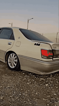 سەرەتا بەناوی خواا مەلیکە موسس موسس ٢٠٠٣ناوزەردد دەشپول نەجەف سێ دوگمە پێشوو دوااکریستال مەکینەD4گەورە گیروومەکینە بەشەرت سەیارەکە هەتابلێ پاک وجوانە  پەردەیە تەحدیل سورعەیەیە وحاسایە نرخ ٤٧گەلاوومەجال هەشە بە٤٠گەلائەوەبکرە سەرم مەئێشینە ***********
