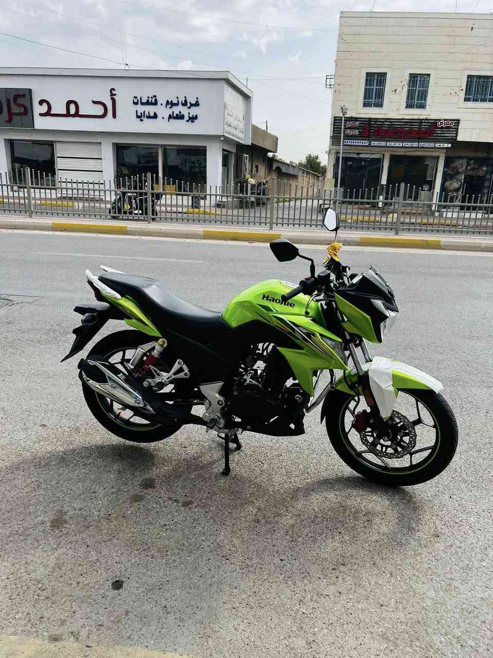 السلام عليكم ورحمة الله وبركاته
دراجه هاوجي df النضافه شوفت عينك مسجل كامل تحويل ثاني يوم لوحات اجنبي موديل 2023 نضافه احله من الصور تاخذه وين ميعجبك افحص الدراجة جديدة التواصل السعر خاص او الاتصال 
عل*********** الخط او واتساب
