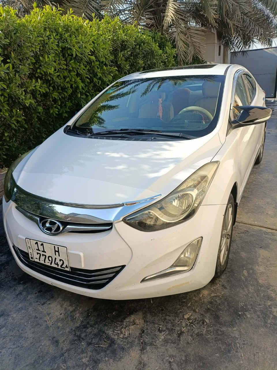 هونداي النترا 2013 خليجي
داوخل بيجي 
تحكم جهتين
ويل كب
محرك 1800 
ثلاث سرع(نظام ايكو تقليل صرف البانزين)
اشاير ب المري + امري شفط 
فتحه سقف 
شاشه كبيره لمس 
كامرا دوارة خلفيه 
تدفئه تبريد(قطعه وحده)
بيها صبغ دواسه فقط وبارد ب الباب مثل ماواضح ب السونار
السعر ب 120 مكان فلوجه حي الجولان 
***********
