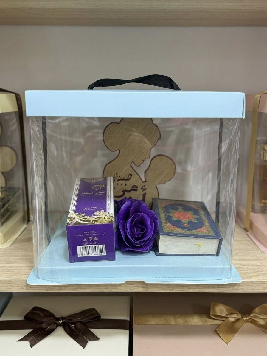 #كل-عام وانتم بخير 
#هدايا عيد الام بأشكال مختلفه وأسعار مناسبه 
#هيت حي الجمعيه شارع حامي حميد مقابل مجمع الملكه 
***********
