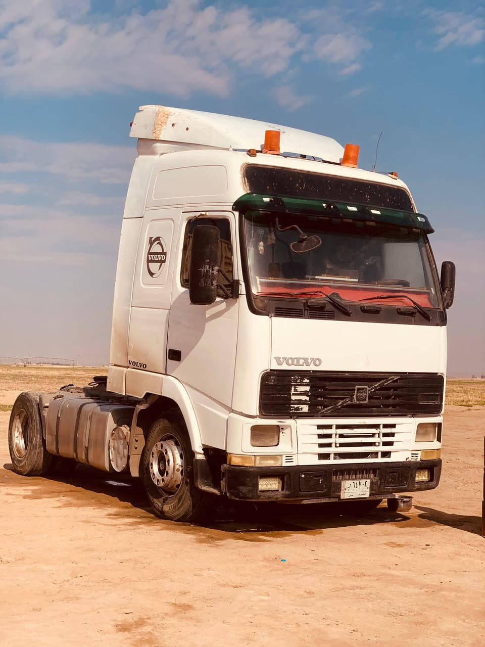 اسلام وعليكم فالفو شخاطه للبيع موديل 2000 رقم بصره مكفوله كفاله عامه گير محرك اكسل شاصي كفاله عامه السعر 115وبيهه مجال ***********
