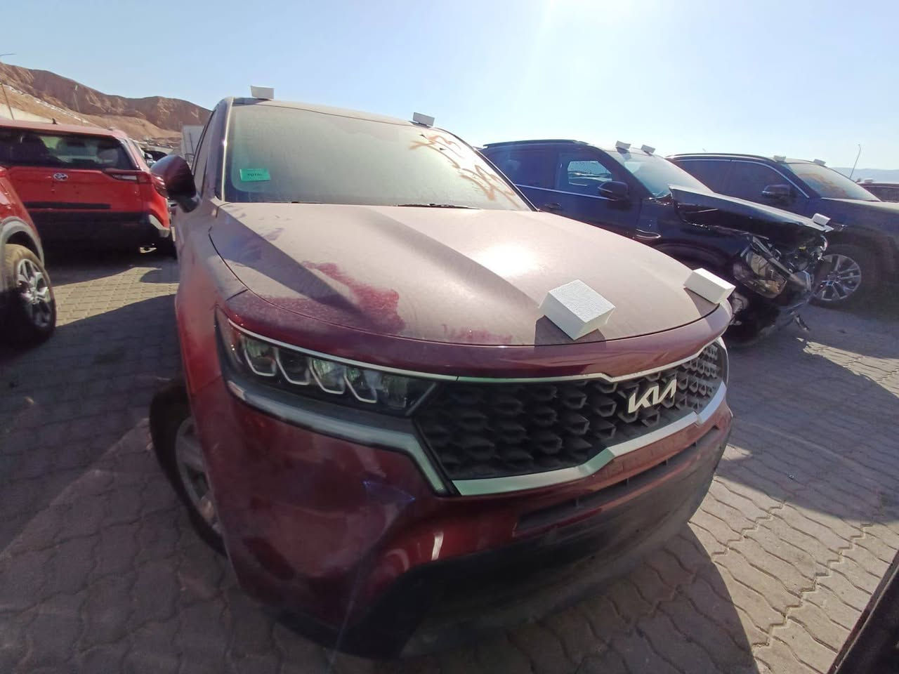 السلام عليكم
سورينتو موديل 2023 وارد امريكي كندا الضرر مثل ما موضح بالصور المحرك 2500 ..4 سلندر مواصفات معروفة حساسات ورادارات كاميرا خلفية محدد سرعة ومسار واي فاي بلوتوث كاربلي وشغلات هواي بعد وضررها جدا بسيط ولون كلش حلو مميز رقم بغداد ماشي 46 الف سيارة كاملة ومرتبة 
السعر 260


**إذا كنت صاحب هذا الإعلان وتريد حذفه لأي سبب، رجاءا أرسل رسالة إلى الدعم الفني**