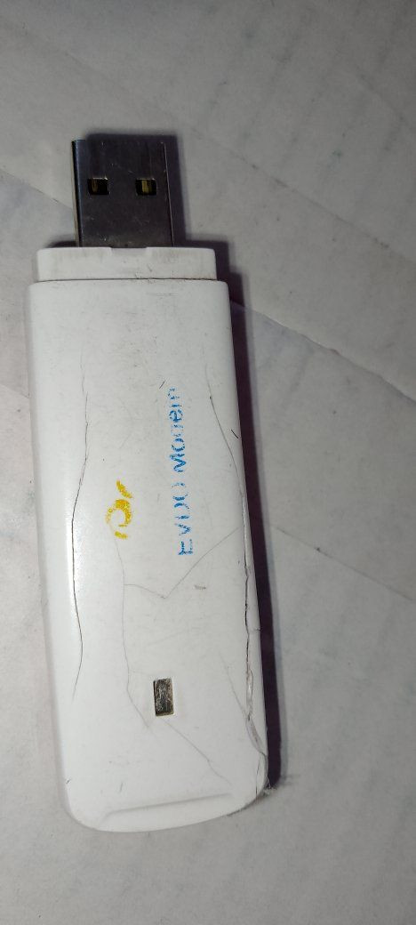 سلام عليكم عندي هذا مودم شغال للبيع الي يفيده ينطي سعر


**إذا كنت صاحب هذا الإعلان وتريد حذفه لأي سبب، رجاءا أرسل رسالة إلى الدعم الفني**