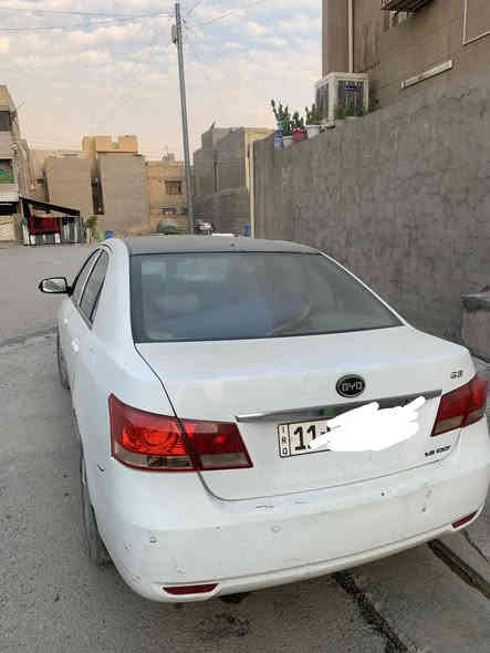 السلام عليكم بي واي دي G3 موديل ٢٠١٣ بيضاء اللون مكينه نظيفه تبريد شغال شاشه كامره حادث بيه جاملغ ايمن وشبر خشم البني ومصلح نفسه بيها بس كير يبوش رقم بغداد الألماني الجديد سنويه ٢٠٢٩  السعر ٤٠ وبيها مجال رقم الهاتف
***********
