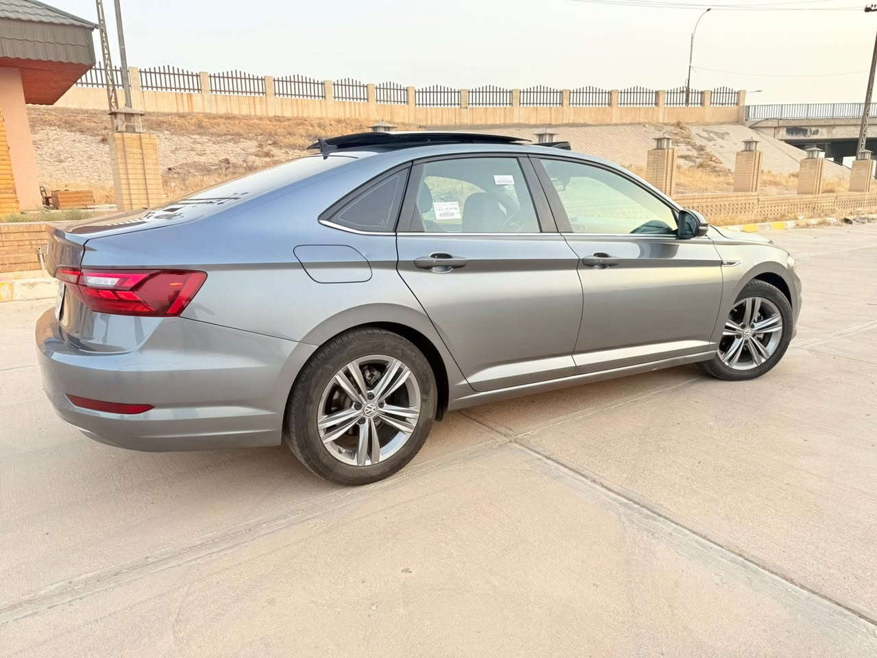 للبيع جيتا ارلاين 2020
فول مواصفات  بانوراما و كشن جلد و هيتر وشاشه لمس و cd و memory  و بعد بيها مواصفات
ضرر سياره بس صندوق مبدلين بيلادي يعني سياره بدون صبغ بدون ارباك  بجم كبس
حداديه جديد  كلها
٤ تايرات جديد
سياره ب اسمي تحويل او وكالة 
مكانها كركوك
سعرها ١٥٨ بي مجال بسيط
رقم موبايل/***********
