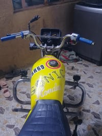 درجة البيع  موديل اربع ٢٠  اربع قير بيها ثلاث اوراق سعر الدراجه 550 مل...