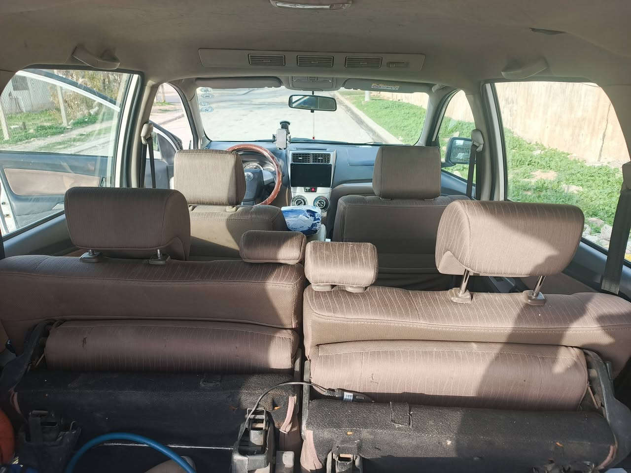 تویوتا افانزا2017 بۆ فرۆشتن هەولێر ***********
گێر ئۆتۆماتیک..7نەفەری..تەبرید مەرکەزی ..جام کارەبای..ئاوێێنە کارەبا ی .سوکان ڤۆلێوم..کامیرە .4تایەی تازە ..گێر مەکینە بەشەرت.2ایرباگ ..کەمێک ساردەکوت دیاریکراوە  نرخی 115 وەرەقە
